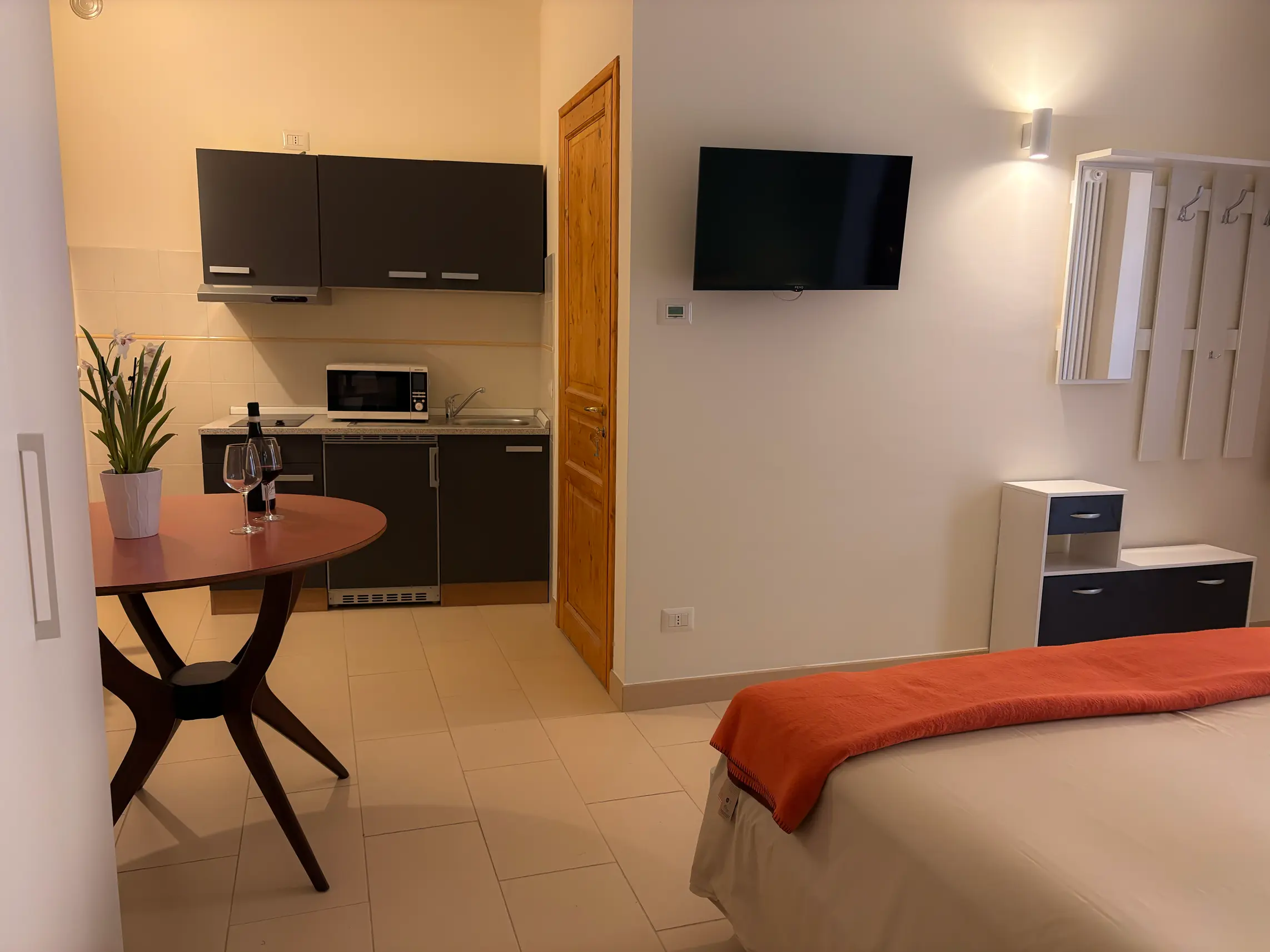 Appartamento arredato con cucina attrezzata a Novara brevi e medi soggiorni